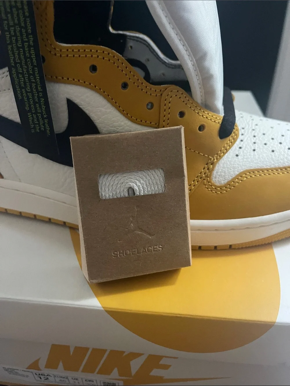 Nike Air Jordan 1 High - White, Yellow & Black